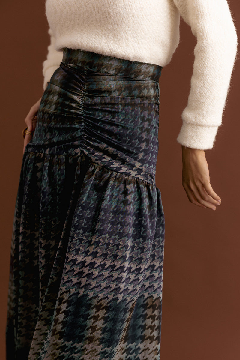 Falda Máscara image 5