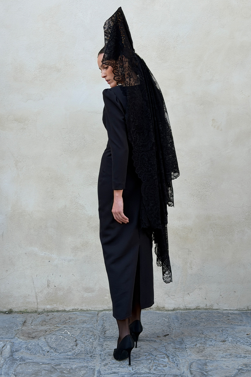 Vestido Mantilla Azabache